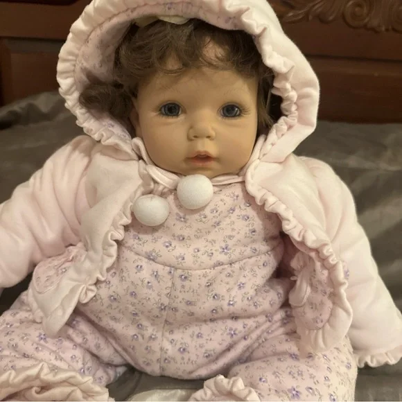 Adora doll - Picture 8 of 15